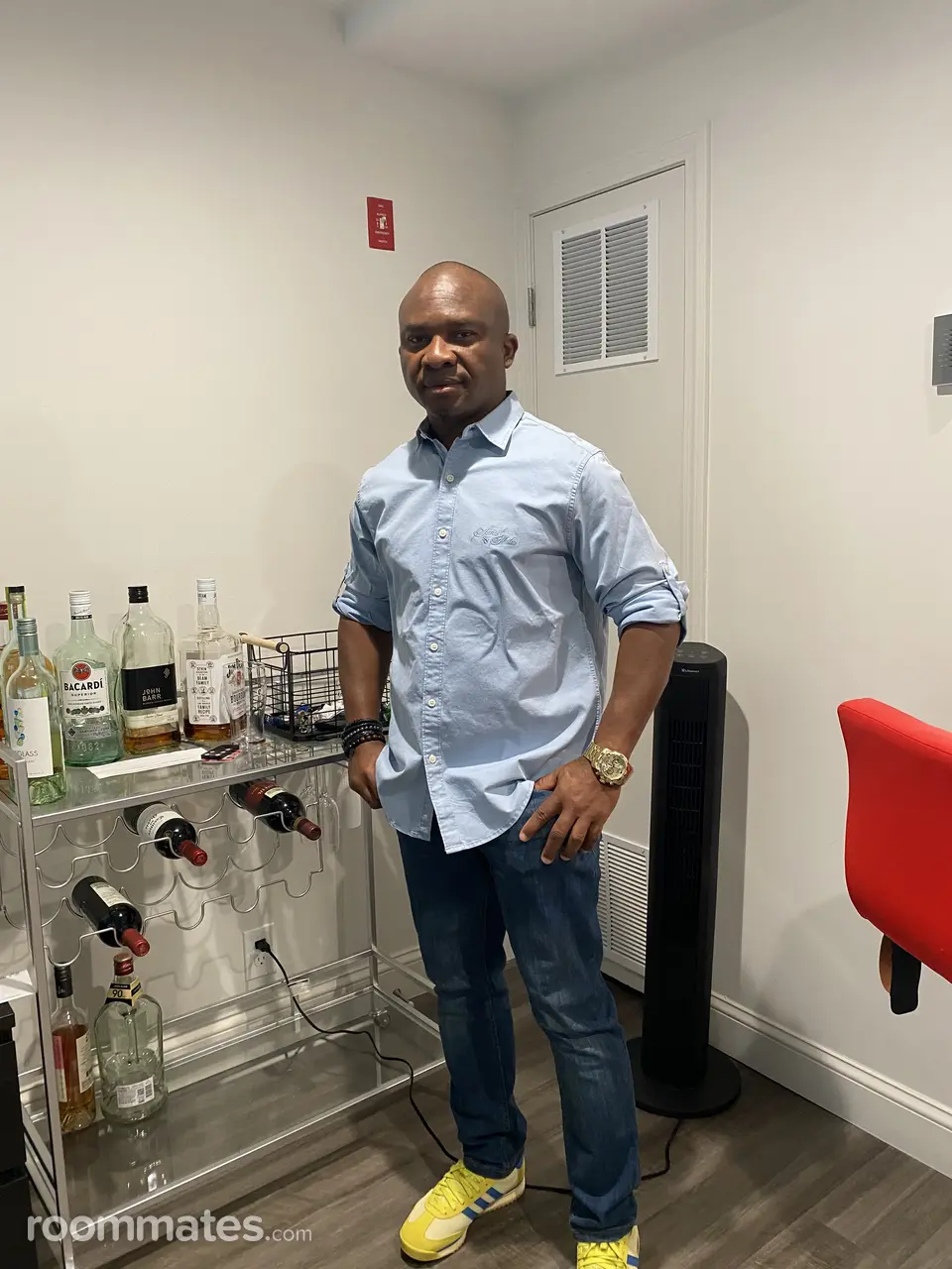 Profile photo 19 of 19