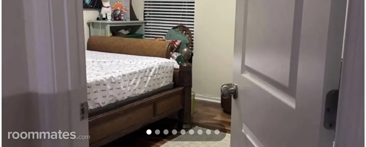 Profile photo 1 of 5