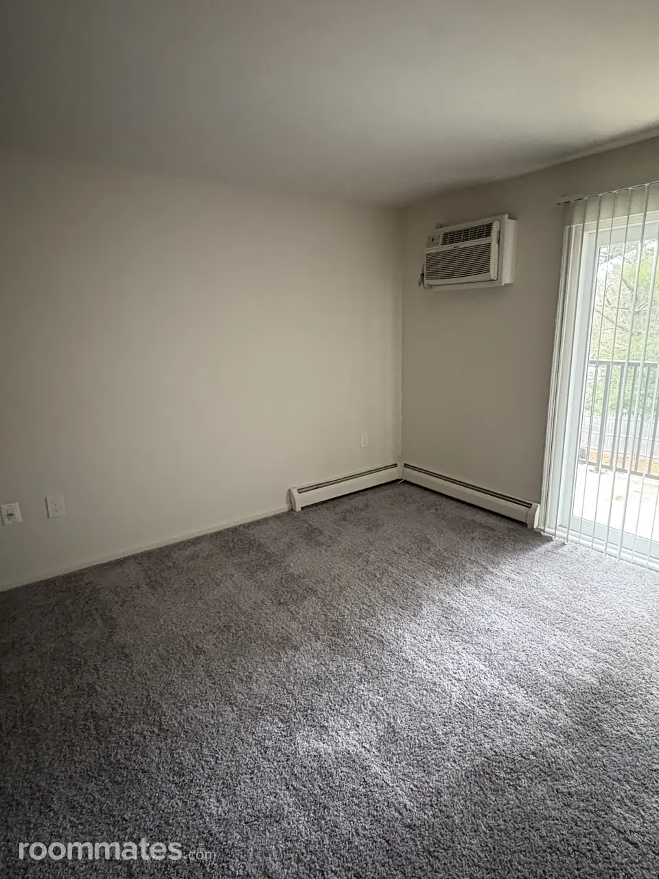 Profile photo 6 of 8