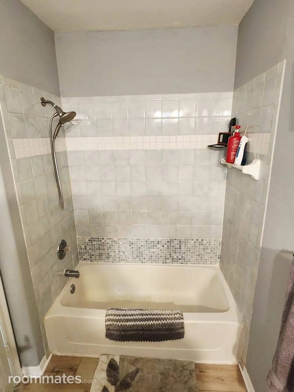 Profile photo 7 of 13