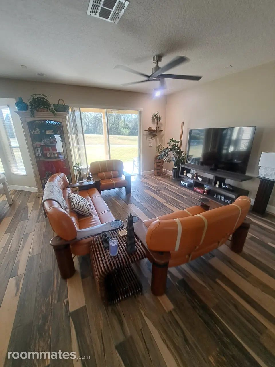 Profile photo 8 of 11