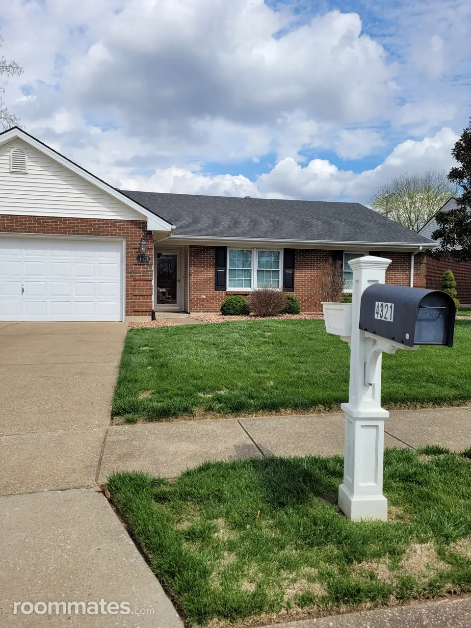 Profile photo 3 of 4