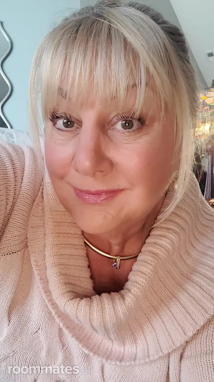 Profile photo 4 of 4