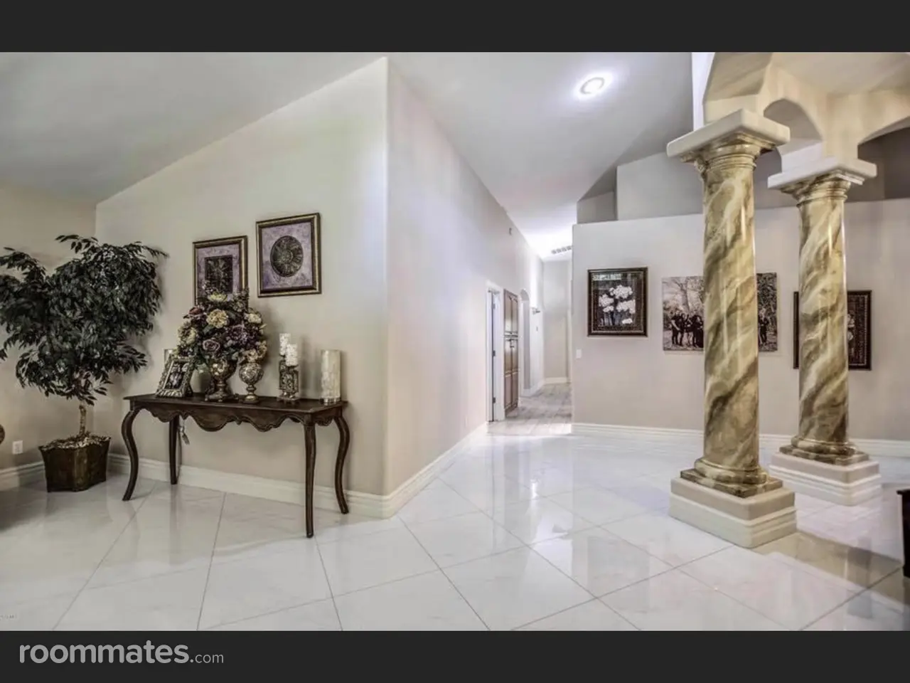 Profile photo 4 of 16