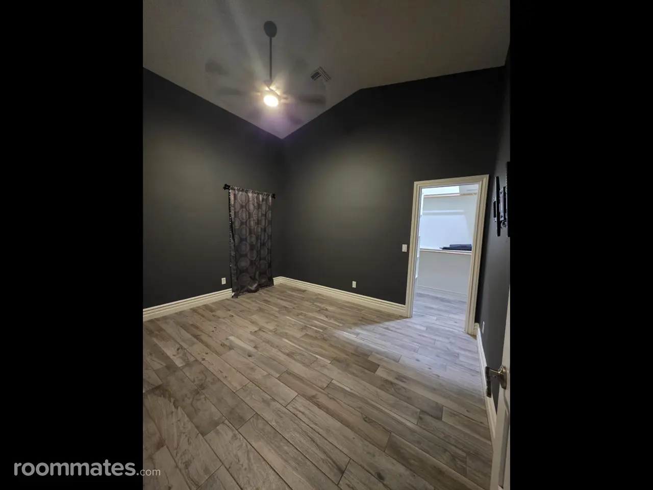 Profile photo 2 of 16