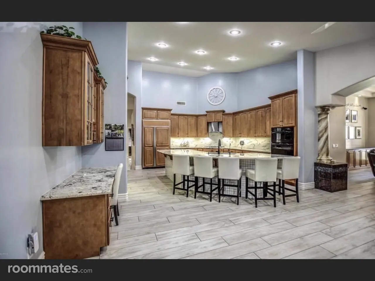 Profile photo 6 of 16