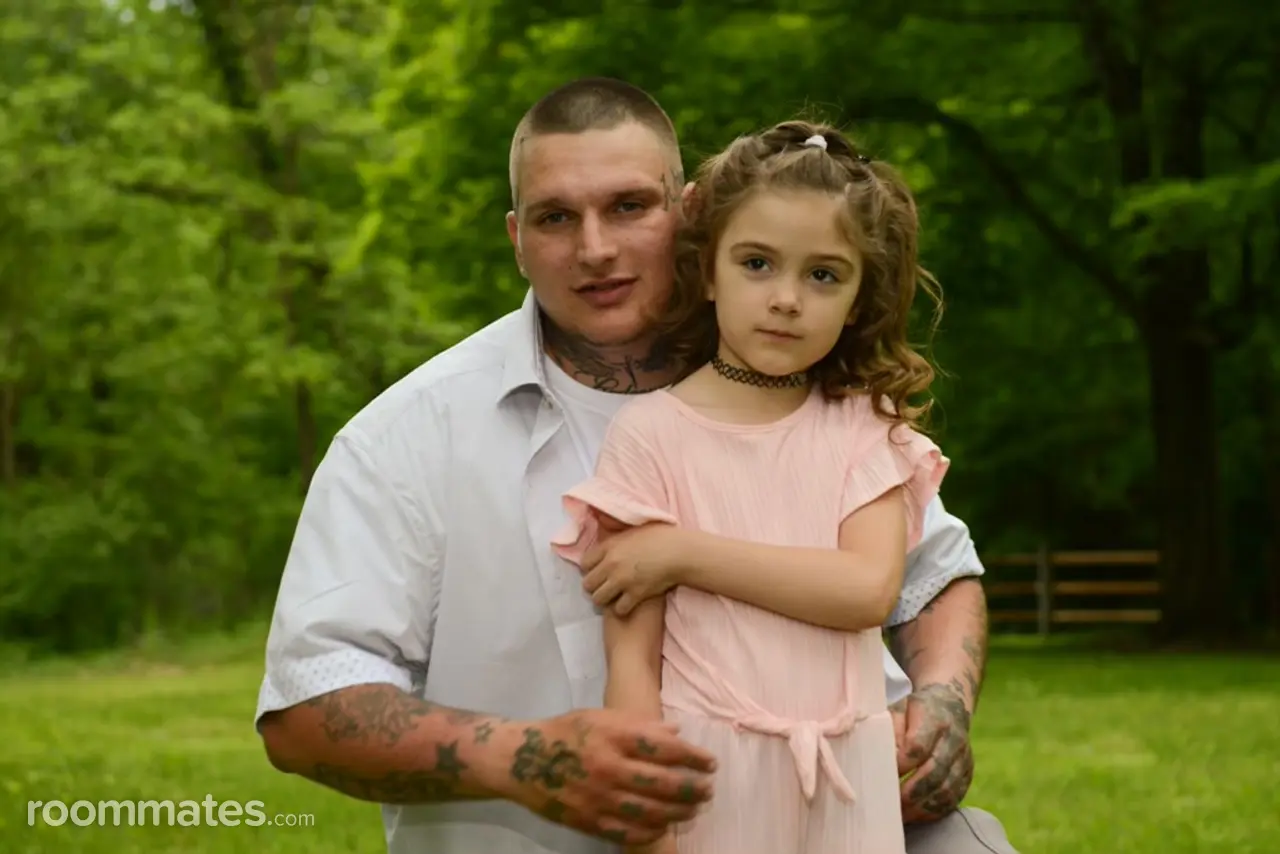 Profile photo 1 of 1