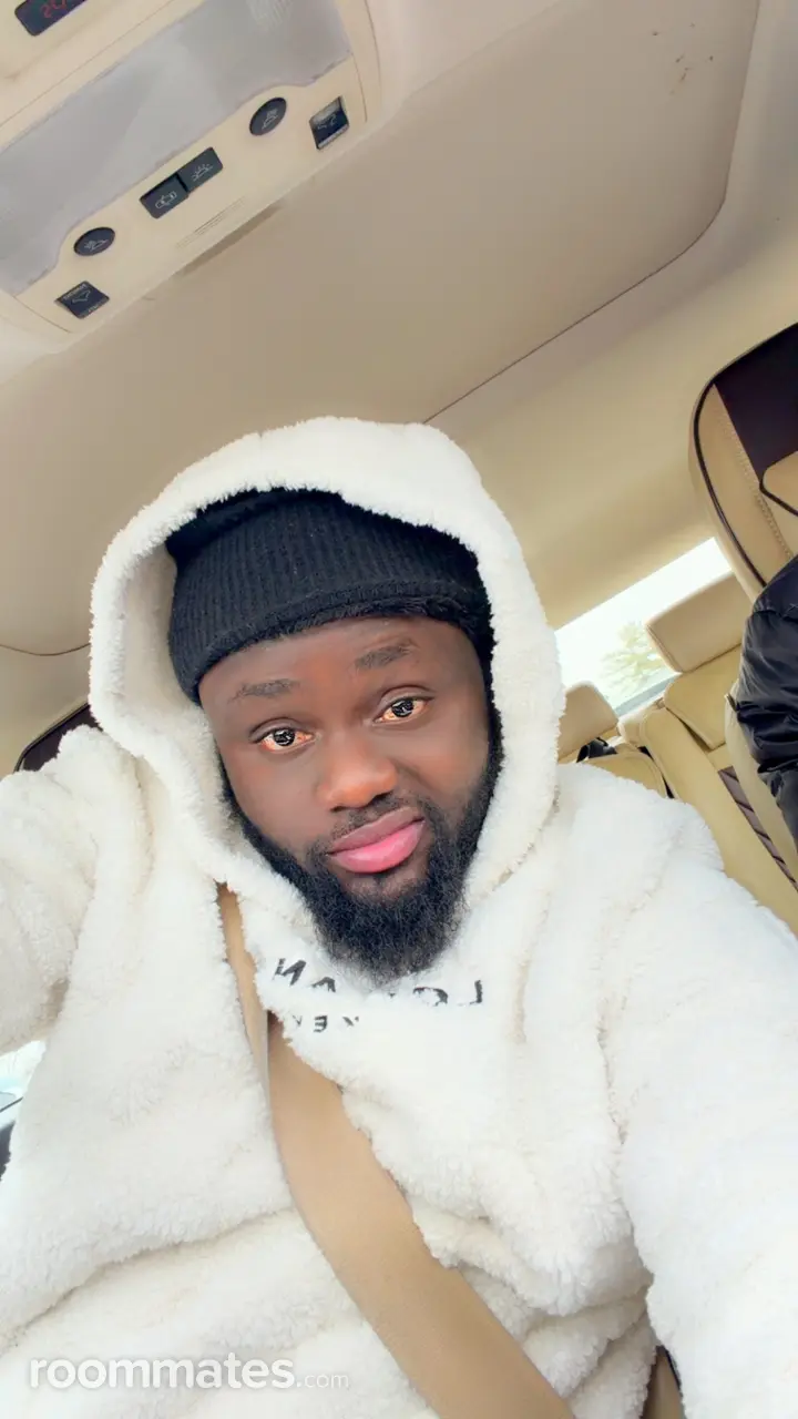 Profile photo 1 of 1