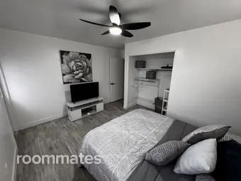 Room for rent in Goodyear, AZ $900, house