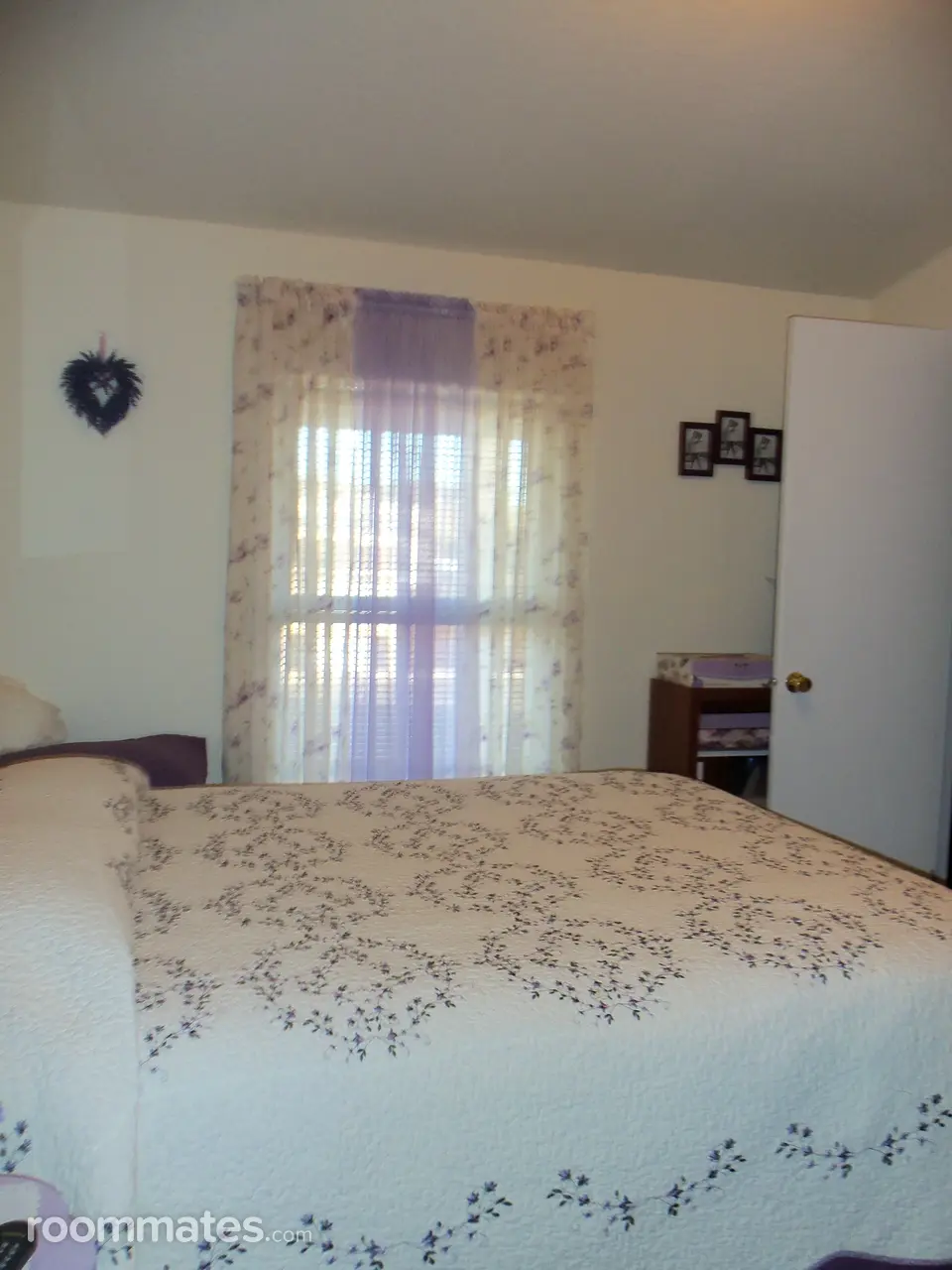 Profile photo 1 of 4