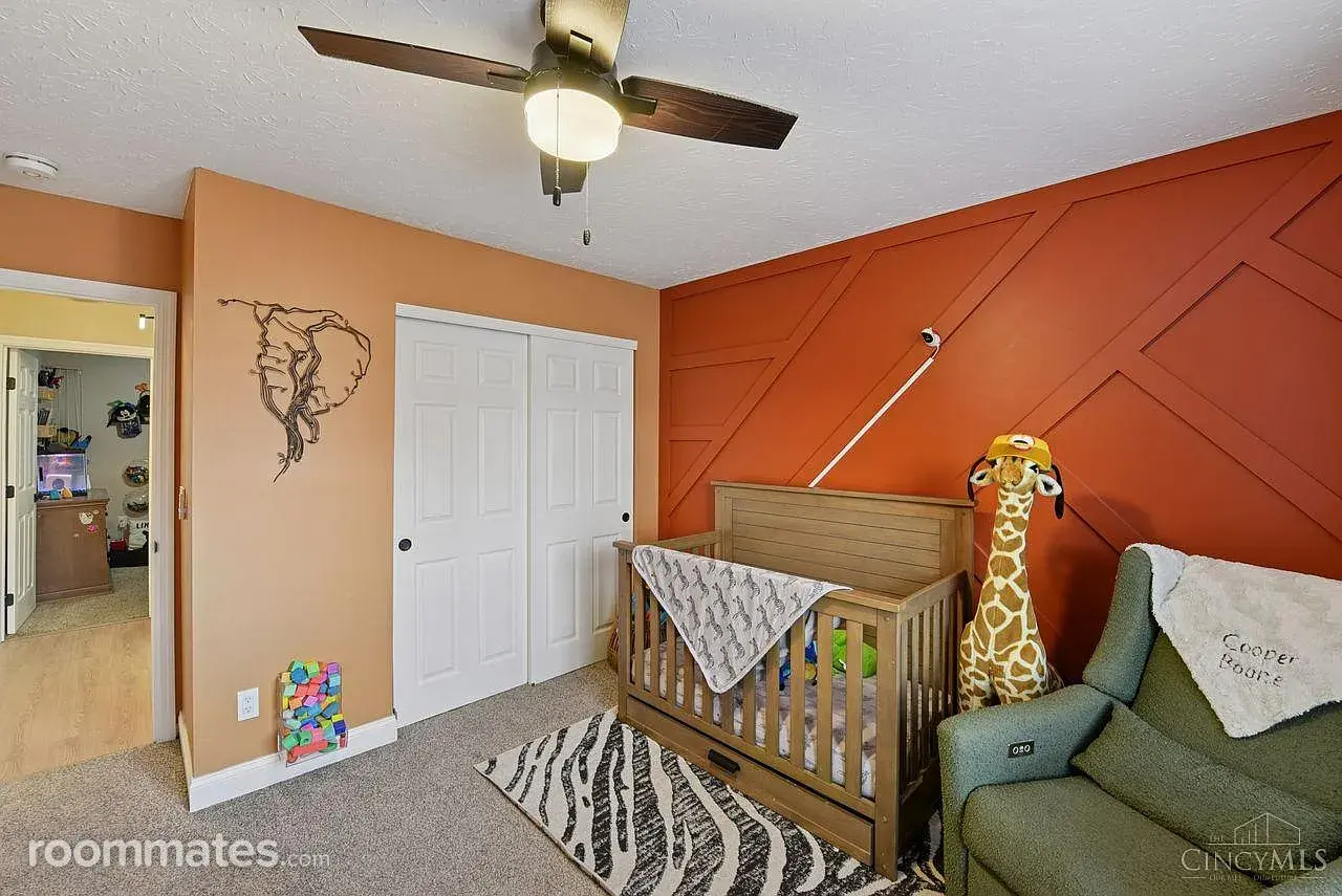 Profile photo 6 of 10