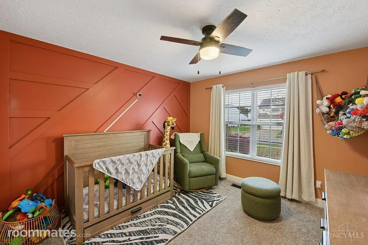 Profile photo 7 of 10