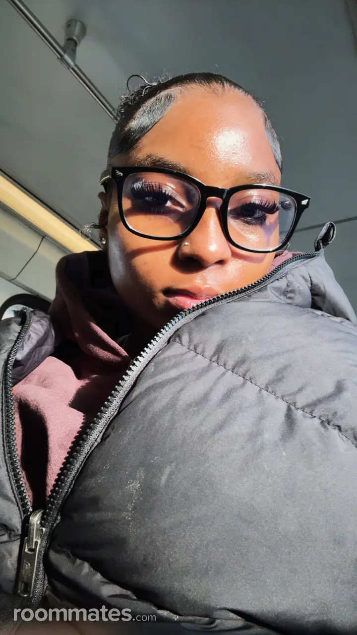 Profile photo 1 of 1