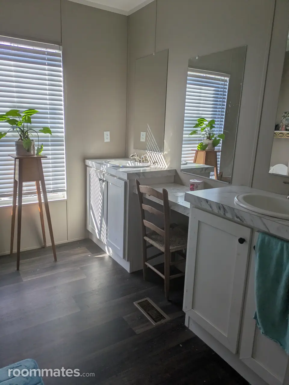 Profile photo 3 of 5