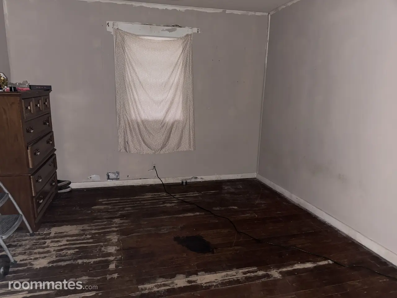 Profile photo 1 of 5