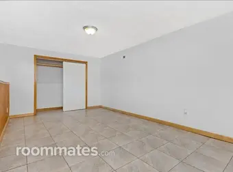 Room for rent in Brockton, MA $1200, house