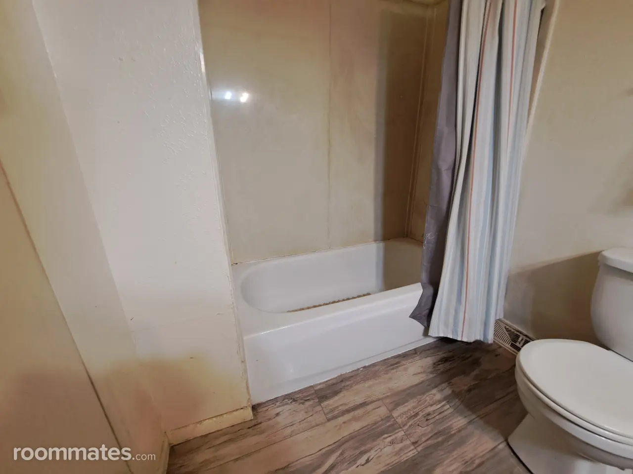 Profile photo 3 of 5