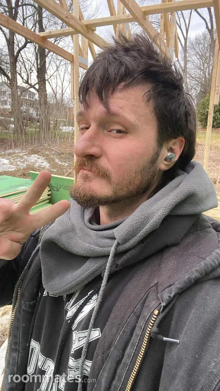 Profile photo 1 of 1