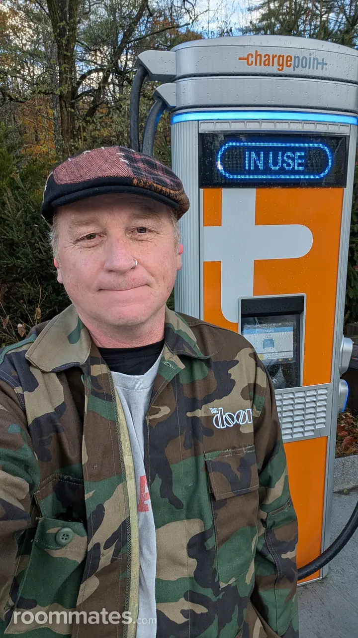 Profile photo 2 of 4