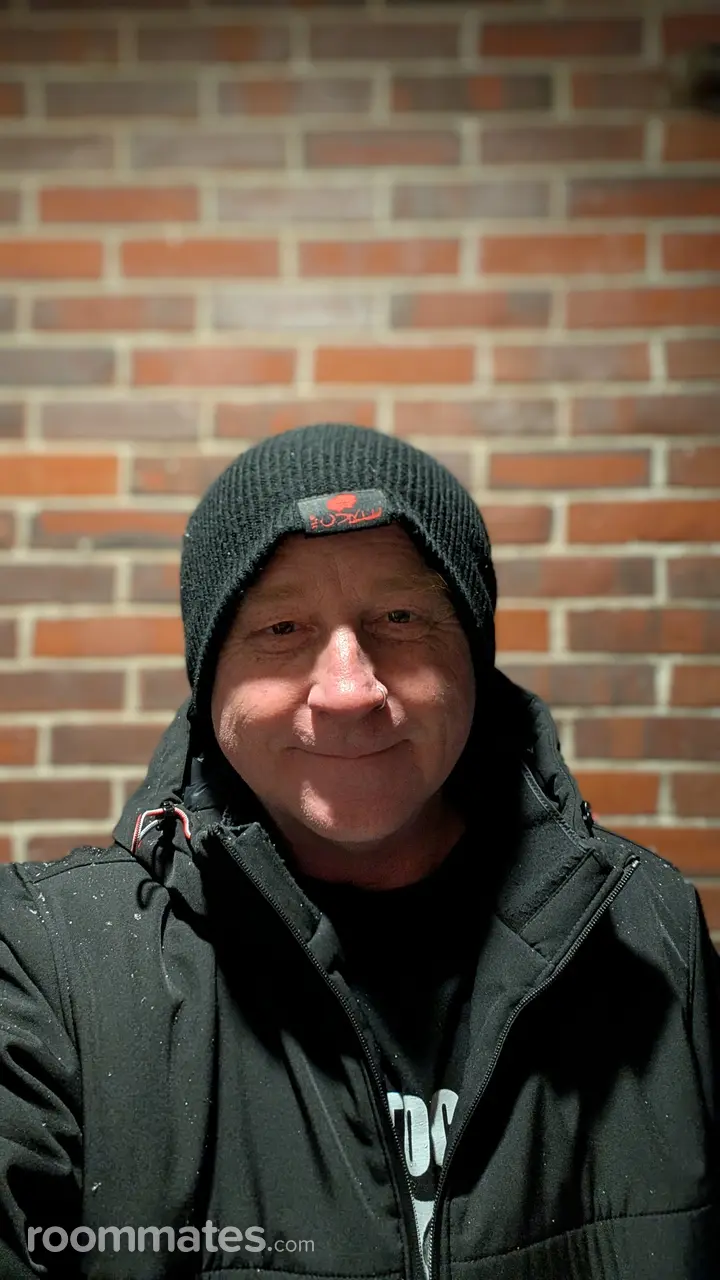 Profile photo 1 of 4