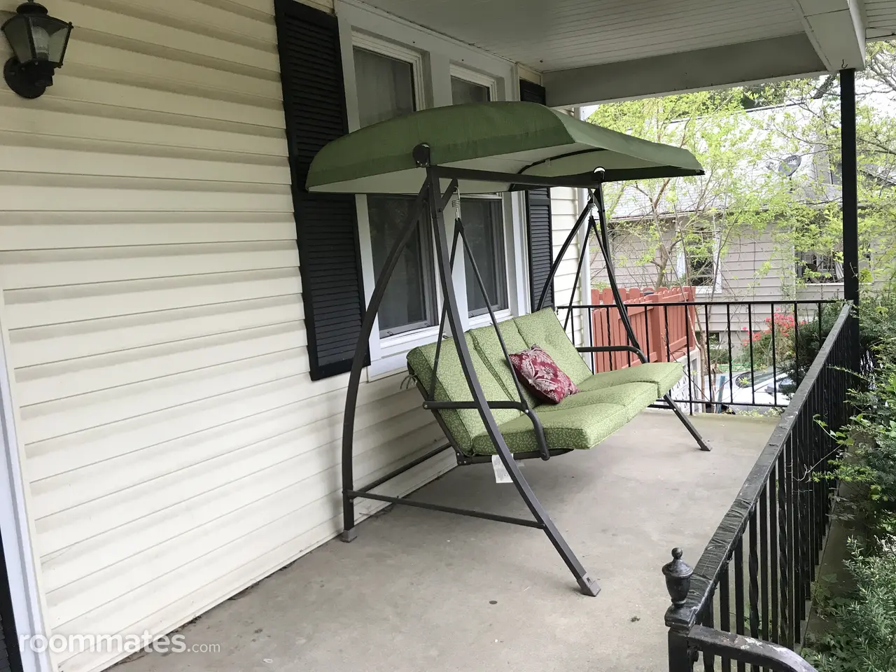 Profile photo 1 of 11