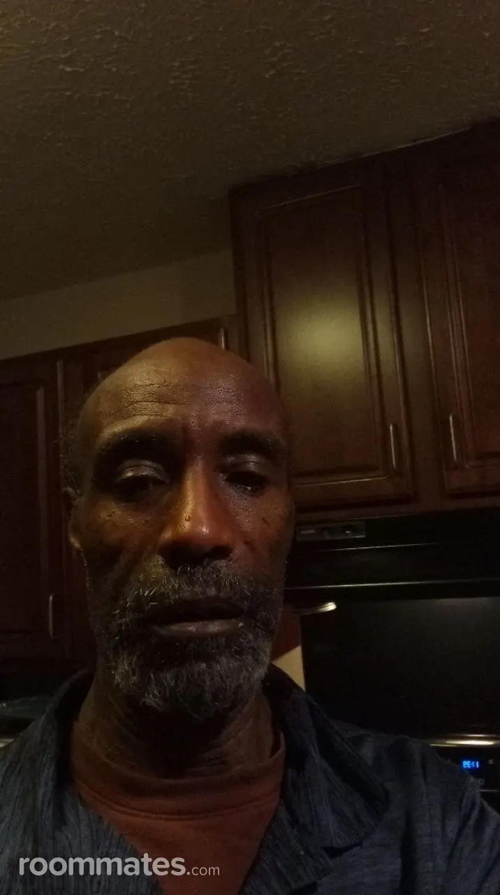 Profile photo 8 of 8