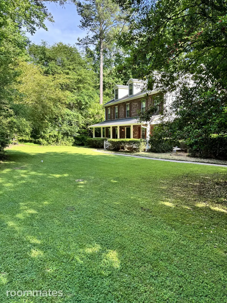 Profile photo 7 of 8