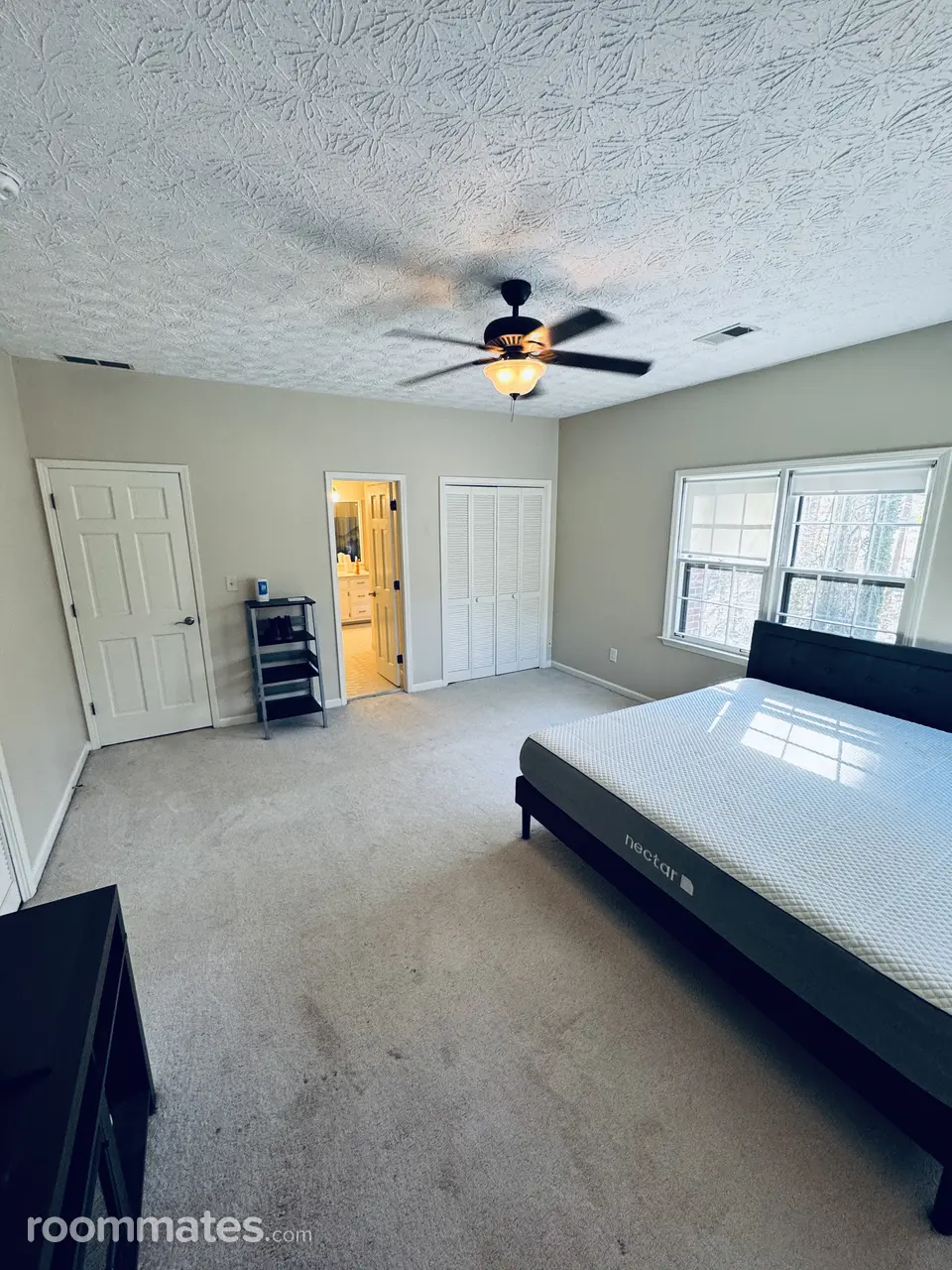 Profile photo 6 of 8