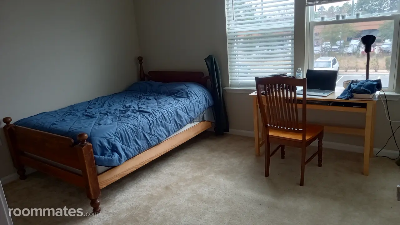 Profile photo 10 of 14