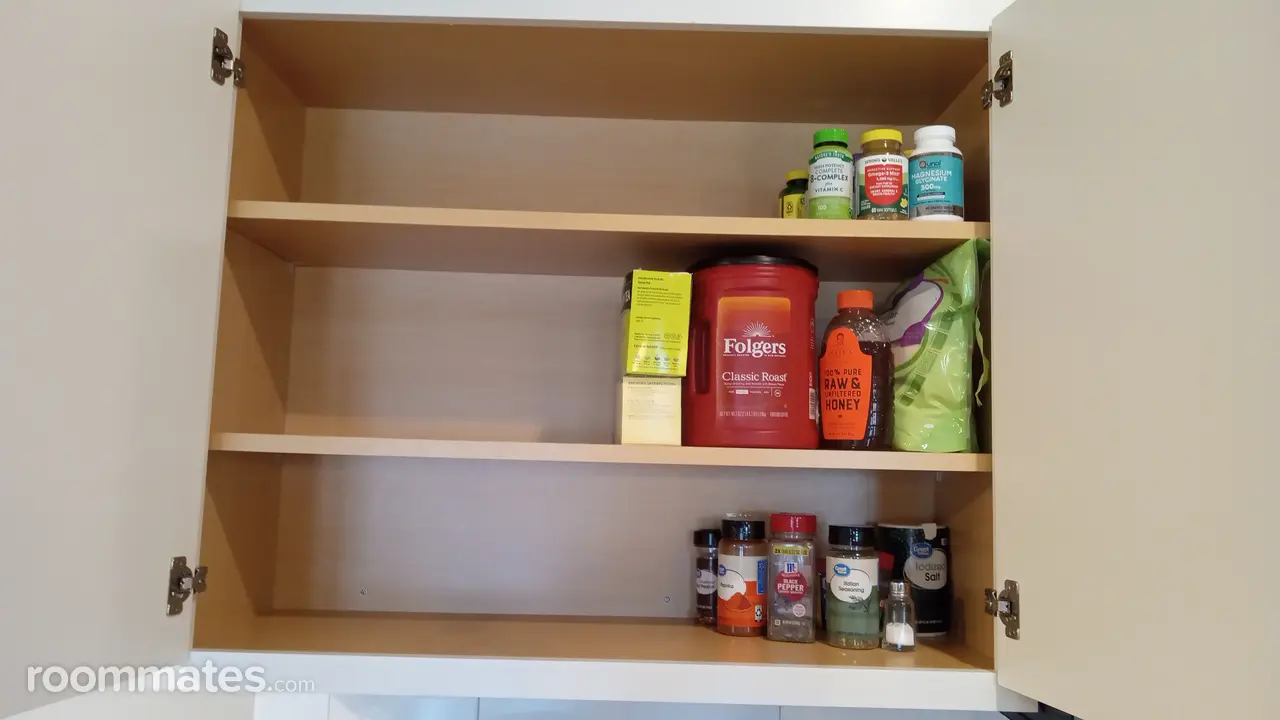 Profile photo 9 of 14