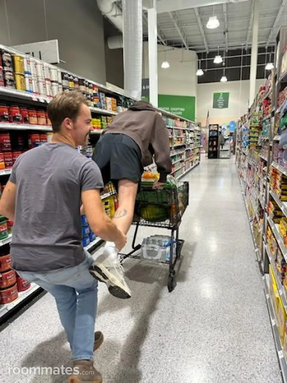 Profile photo 12 of 14