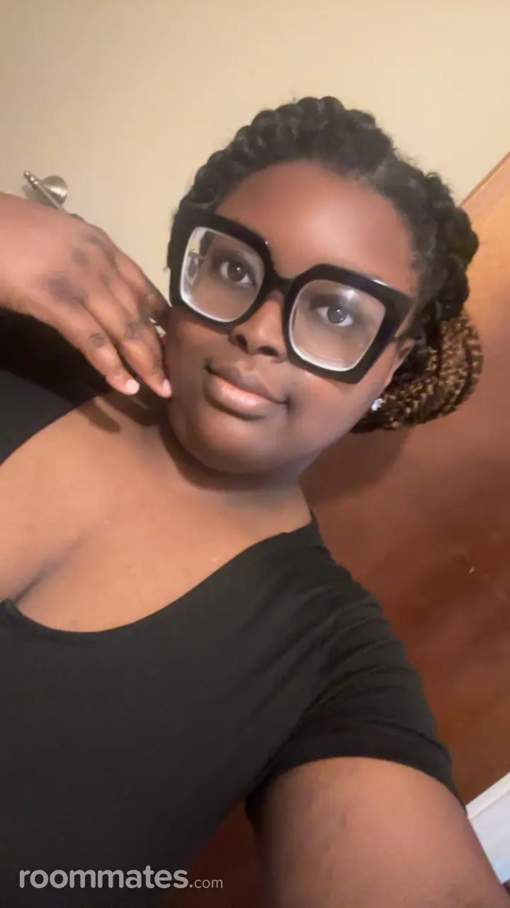 Profile photo 1 of 1