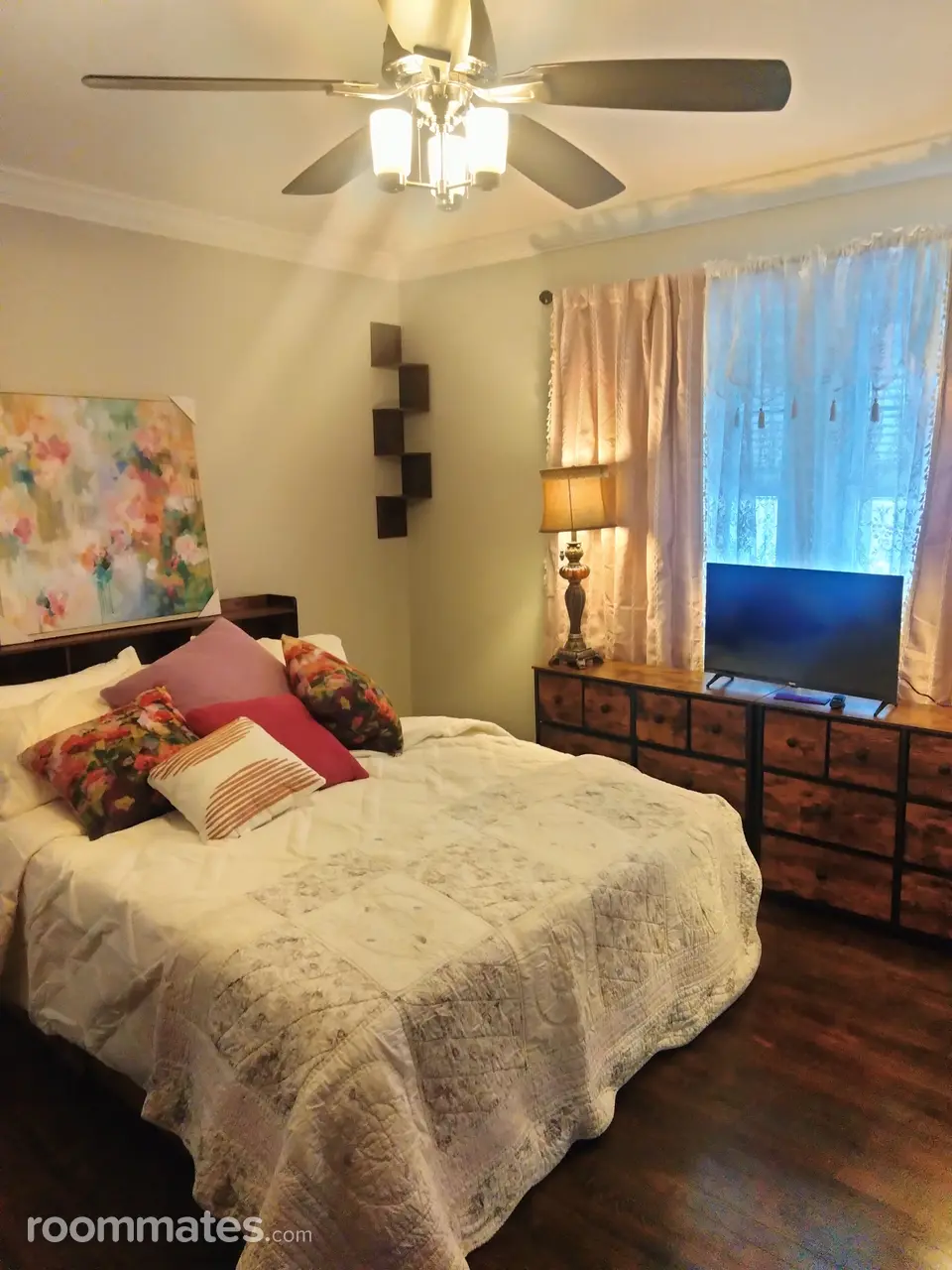 Profile photo 2 of 11