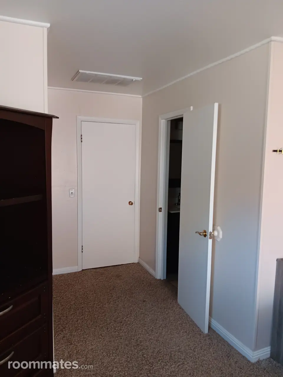 Profile photo 5 of 11