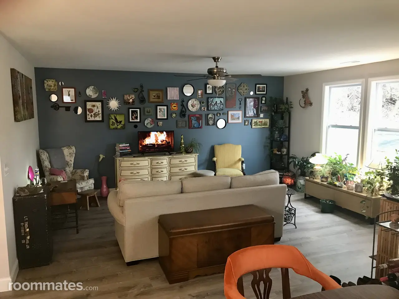 Profile photo 3 of 11