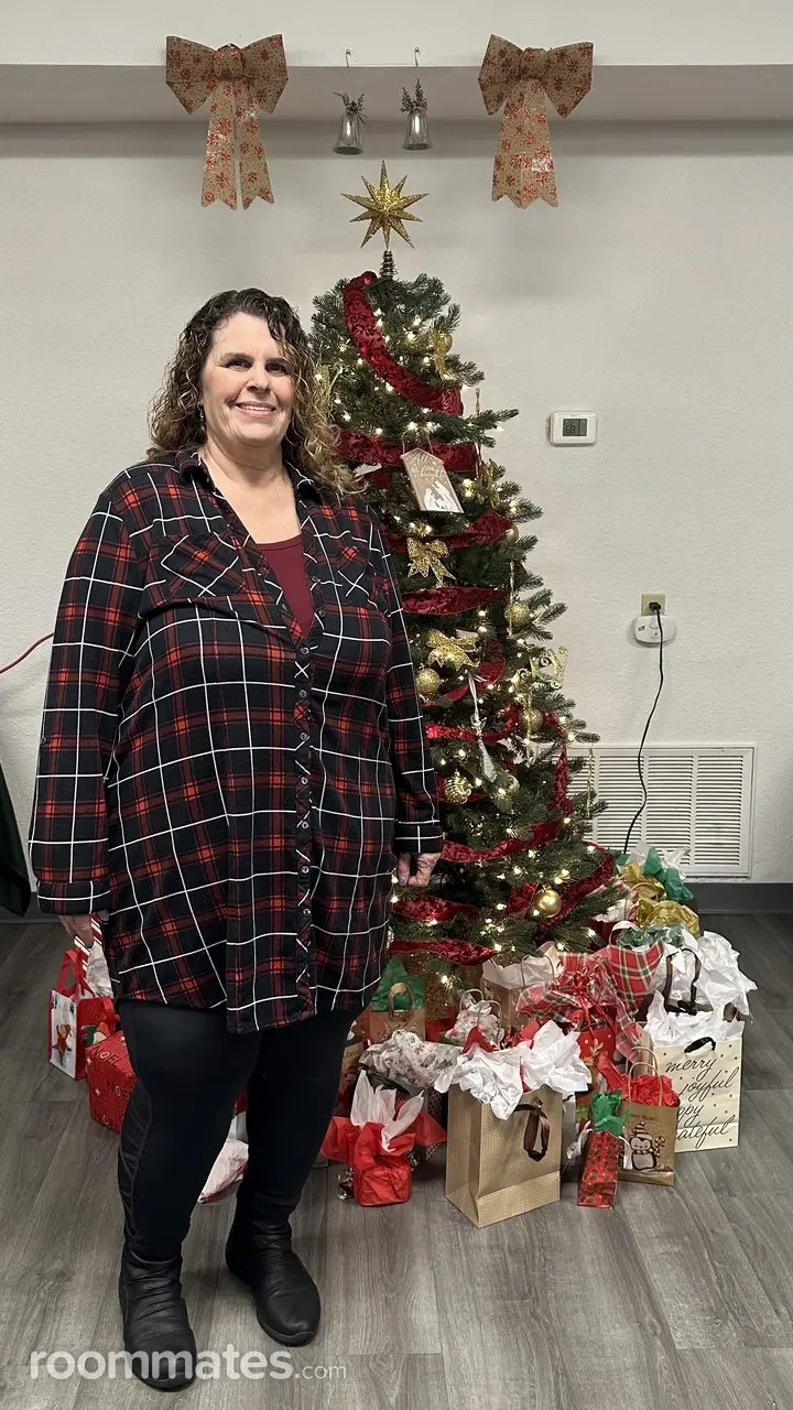 Profile photo 5 of 5