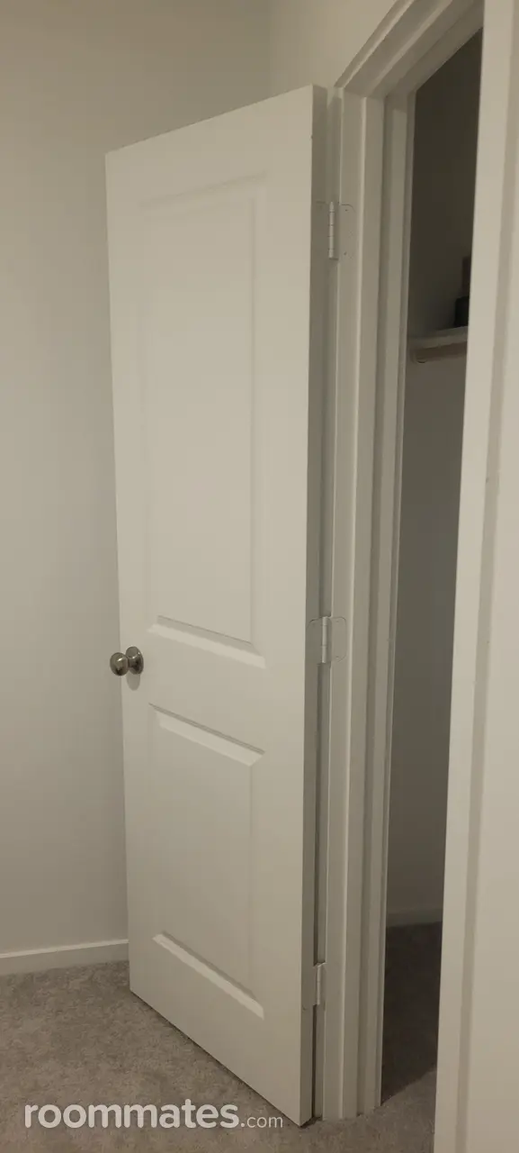 Profile photo 1 of 9