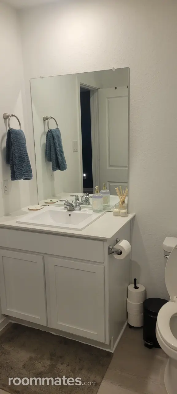 Profile photo 7 of 9