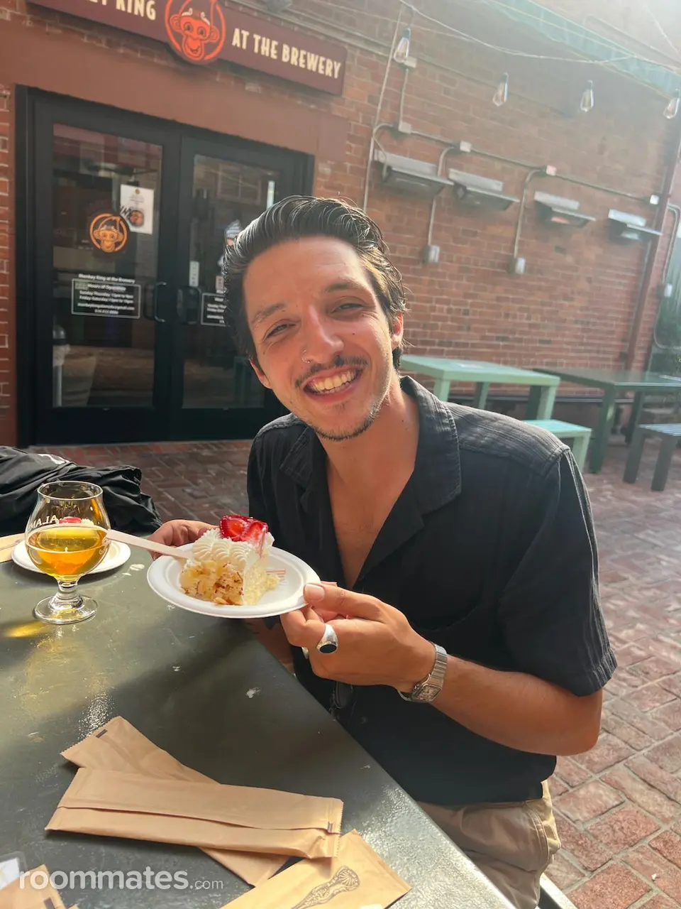 Profile photo 11 of 15