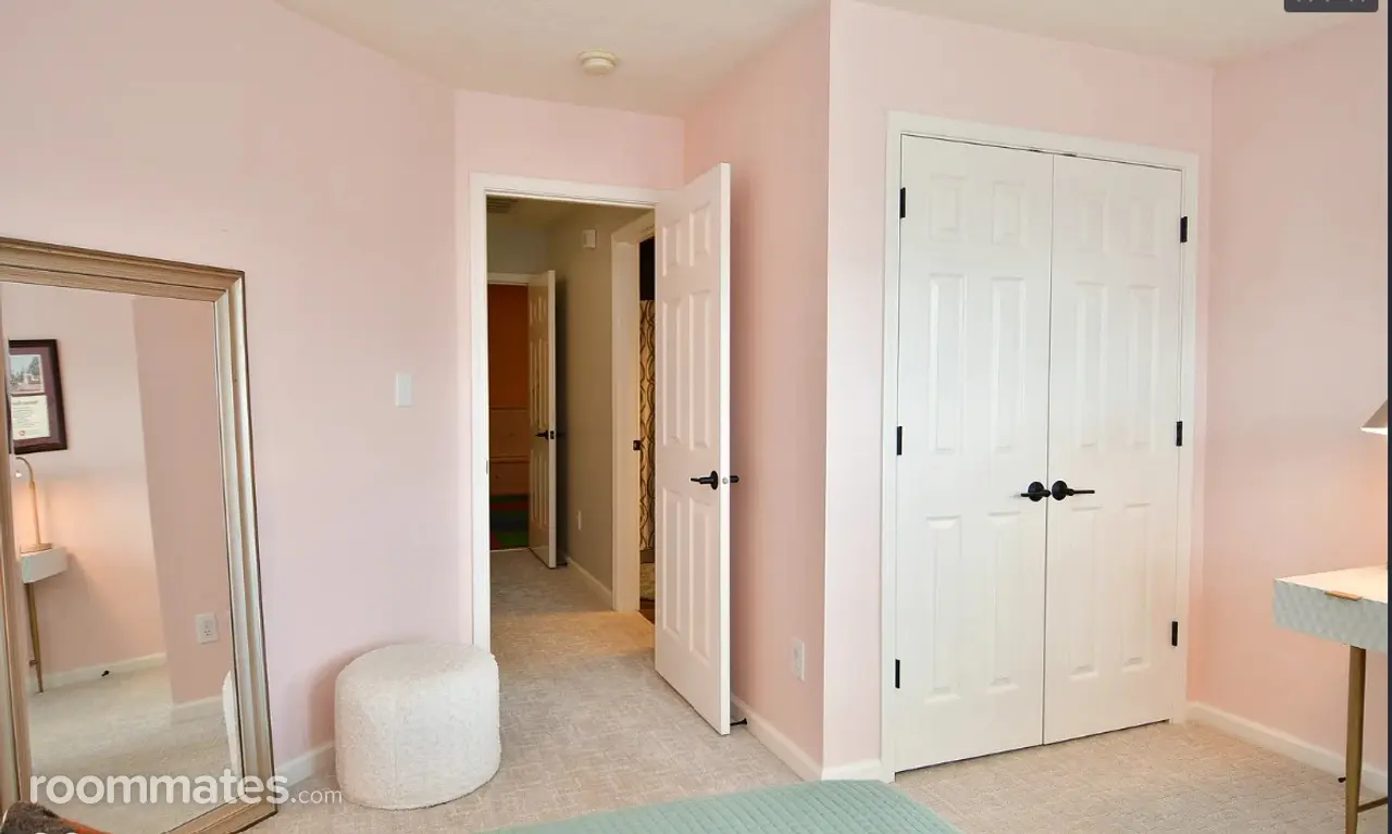 Profile photo 2 of 5