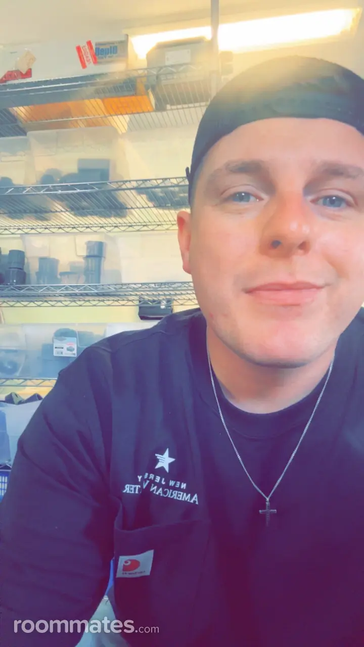 Profile photo 1 of 1