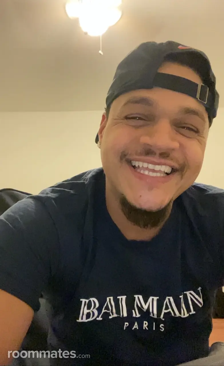 Profile photo 1 of 1