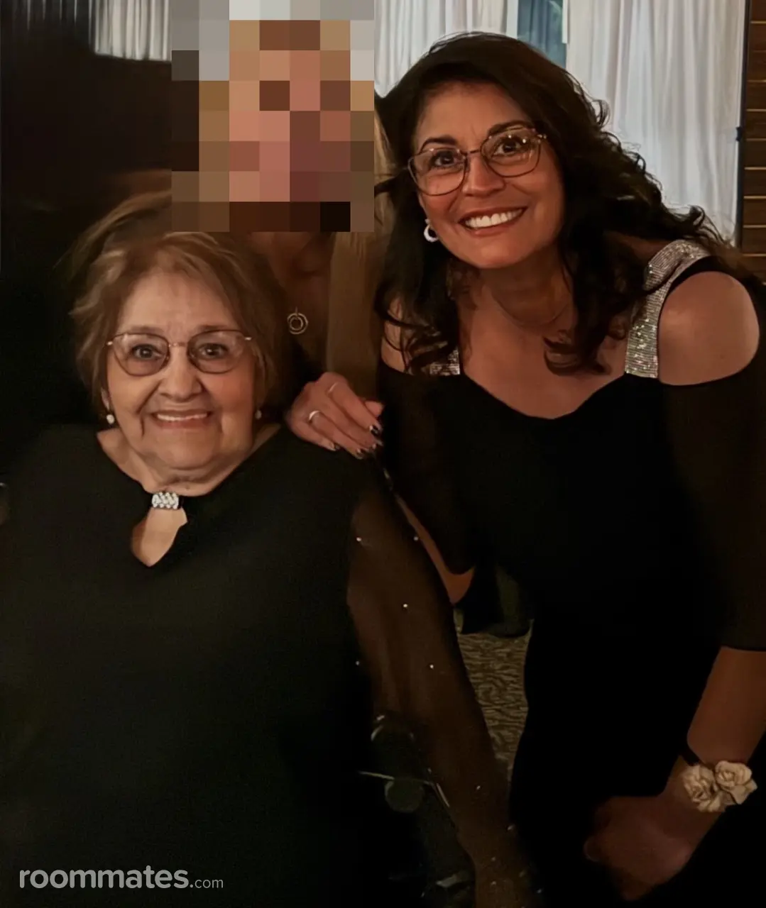 Profile photo 7 of 7