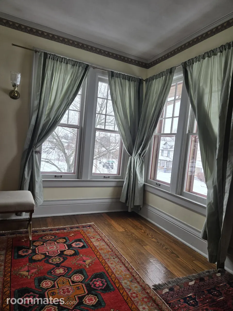 Profile photo 3 of 7