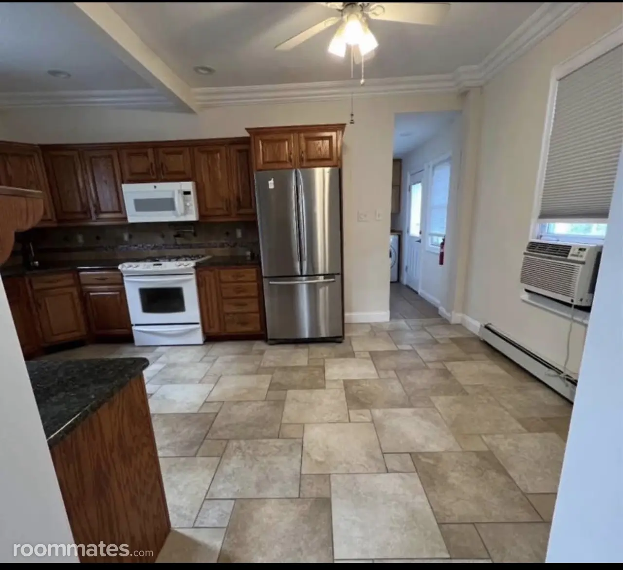 Profile photo 6 of 11