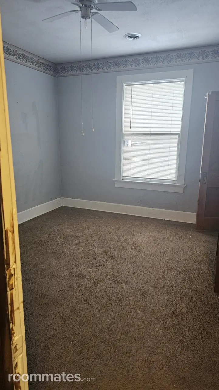 Profile photo 5 of 7