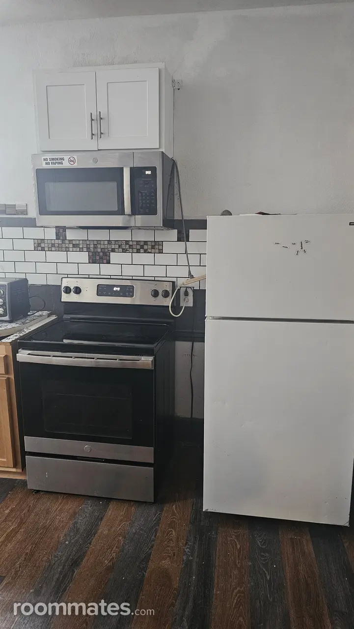 Profile photo 1 of 7