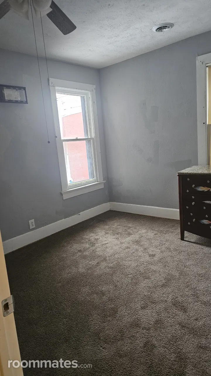 Profile photo 6 of 7