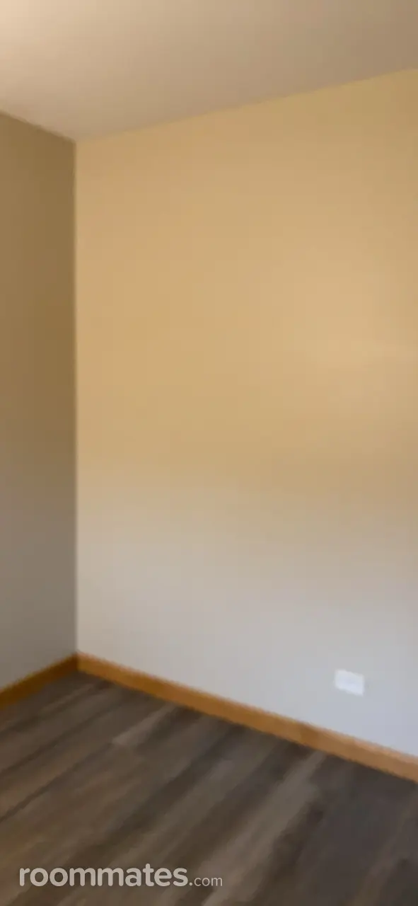 Profile photo 1 of 21