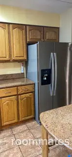 Room for rent in Mundelein, IL $750, house